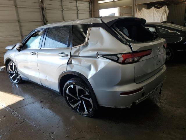 JA4J3VA88RZ082088 - 2024 MITSUBISHI OUTLANDER SE SILVER photo 2