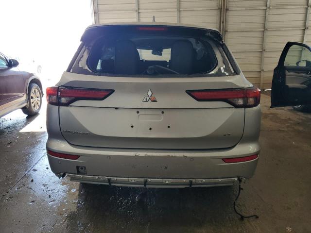 JA4J3VA88RZ082088 - 2024 MITSUBISHI OUTLANDER SE SILVER photo 6