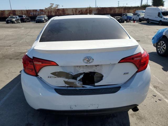 5YFBURHEXJP749123 - 2018 TOYOTA COROLLA L Beyaz fotoğraf 6
