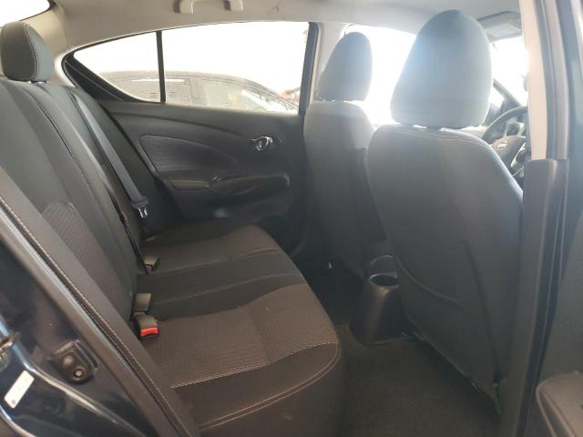 3N1CN7APXHL851601 - 2017 NISSAN VERSA S Bleu photo 10