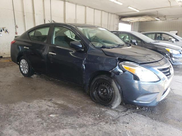 3N1CN7APXHL851601 - 2017 NISSAN VERSA S Bleu photo 4