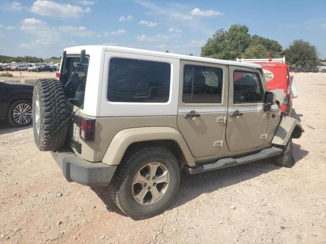 1C4BJWEG4HL645419 - 2017 JEEP WRANGLER U SAHARA TAN photo 3