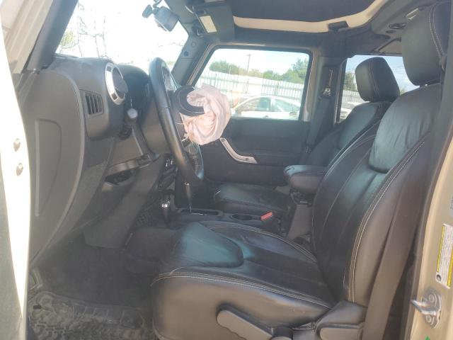 1C4BJWEG4HL645419 - 2017 JEEP WRANGLER U SAHARA TAN photo 7