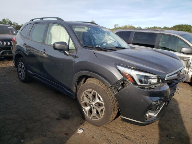 JF2SKAFC3MH414036 - 2021 SUBARU FORESTER PREMIUM Серый фото 4