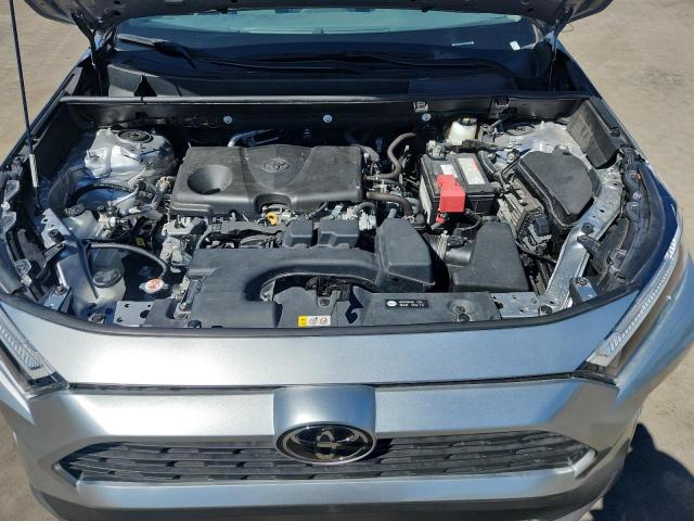 2T3W1RFV3RC290551 - 2024 TOYT RAV4 XLE Gümüş foto 11