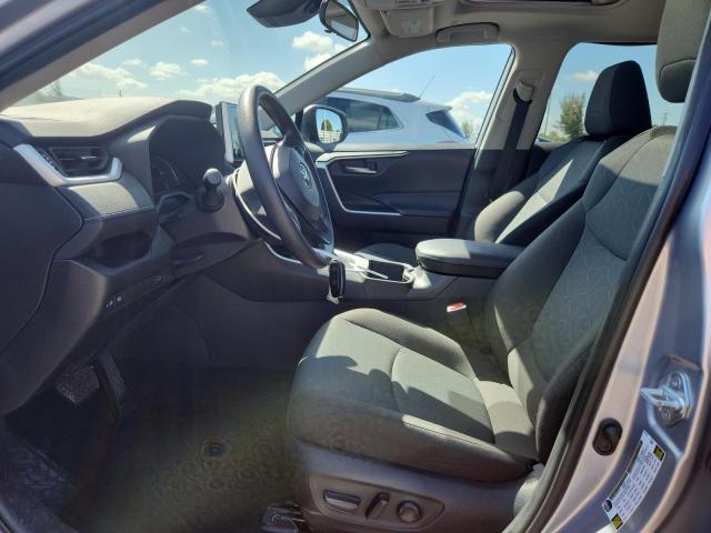 2T3W1RFV3RC290551 - 2024 TOYT RAV4 XLE Gümüş foto 7