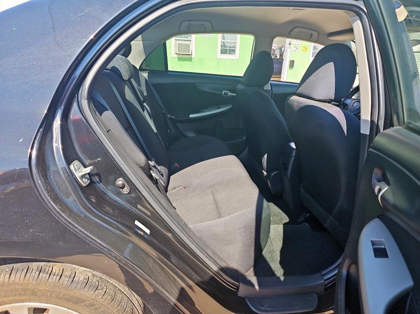 1NXBU4EE5AZ212620 - 2010 TOYOTA COROLLA BASE Noir photo 6