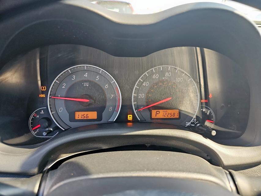 1NXBU4EE5AZ212620 - 2010 TOYOTA COROLLA BASE Noir photo 8