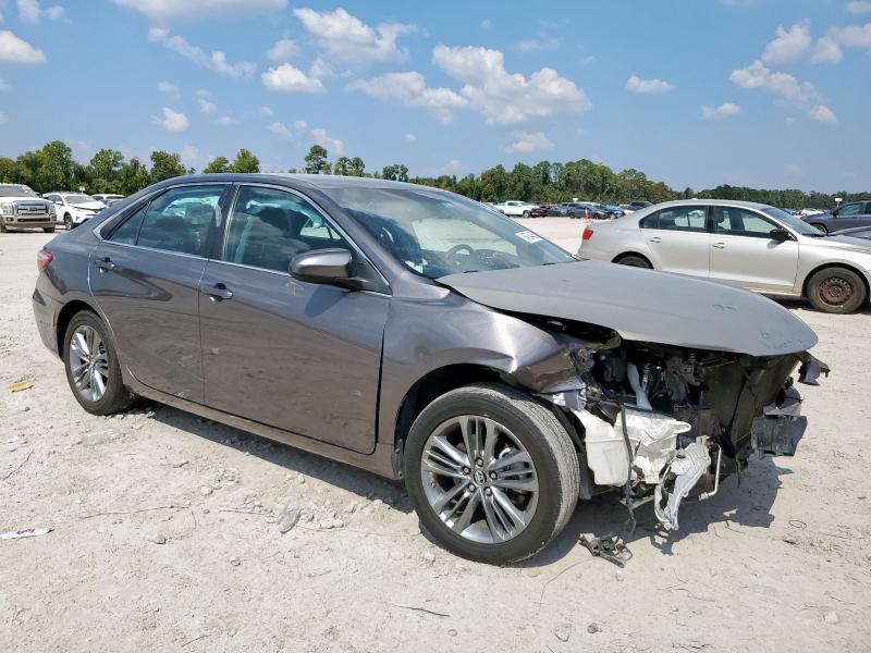 4T1BF1FK3HU435360 - 2017 TOYOTA CAMRY LE GRAY photo 4