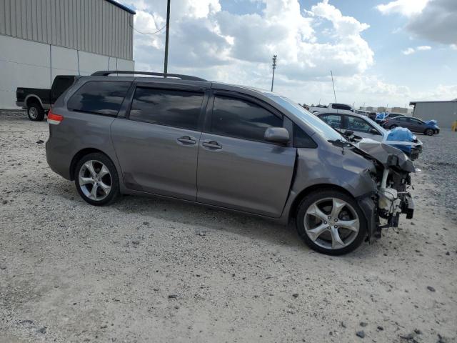 5TDKK3DCXBS094090 - 2011 TOYOTA SIENNA LE BROWN photo 4