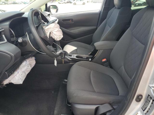 JTDEPMAE9NJ211556 - 2022 TOYOTA COROLLA LE Արծաթագույն լուսանկար 7