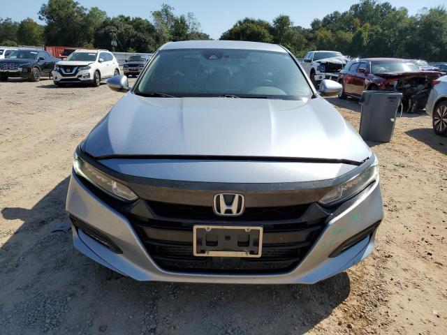 1HGCV1F36JA075112 - 2018 HONDA ACCORD SPORT 银色 照片 5