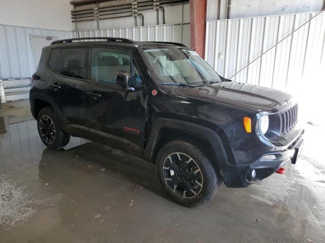 ZACNJDC1XPPP71257 - 2023 JEEP RENEGADE TRAILHAWK BLACK photo 4