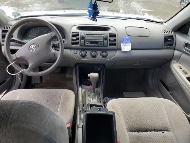 4T1BE30K34U934208 - 2004 TOYOTA CAMRY LE GRAY photo 8