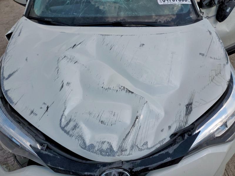 JTNKHMBXXM1115803 - 2021 TOYOTA C-HR XLE WHITE photo 12