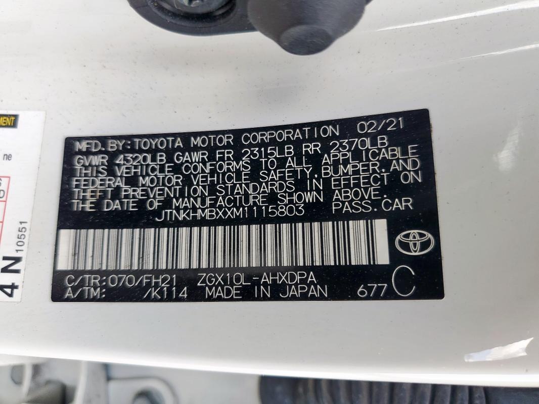 JTNKHMBXXM1115803 - 2021 TOYOTA C-HR XLE WHITE photo 13