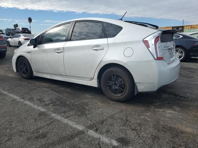 JTDKN3DU5E0390948 - 2014 TOYOTA PRIUS WHITE photo 2