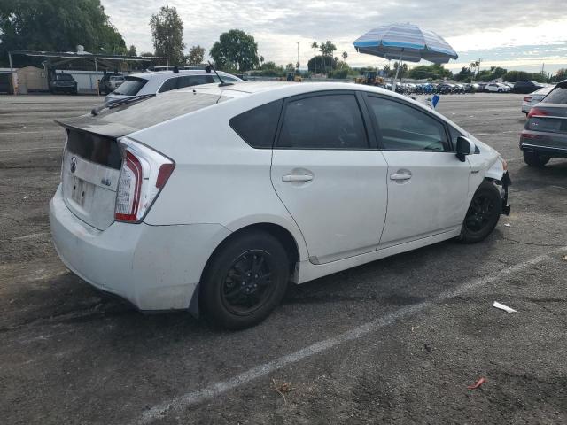 JTDKN3DU5E0390948 - 2014 TOYOTA PRIUS WHITE photo 3