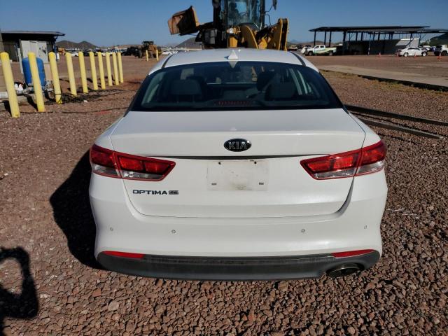 5XXGT4L33GG087663 - 2016 KIA OPTIMA LX Biały zdjęcie 6