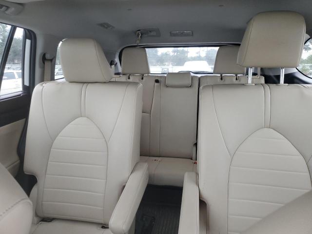 5TDGZRAH1NS102263 - 2022 TOYOTA HIGHLANDER XLE WHITE photo 10