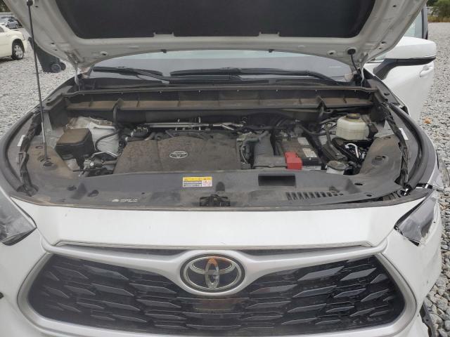 5TDGZRAH1NS102263 - 2022 TOYOTA HIGHLANDER XLE WHITE photo 12