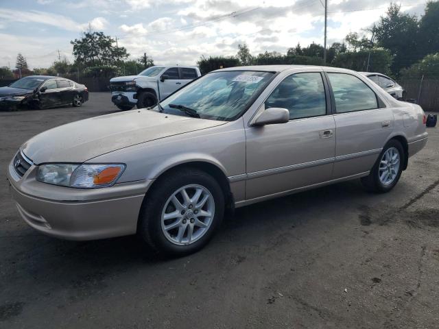 2001 TOYOTA CAMRY LE, 