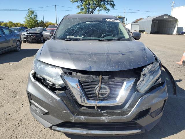 5N1AT2MT0JC724522 - 2018 NISSAN ROGUE S ნაცრისფერი ფოტო 5