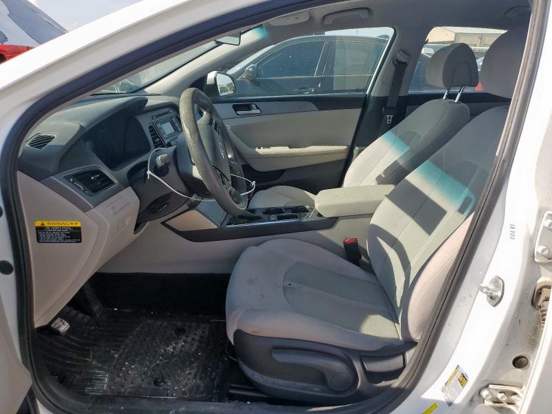 5NPE24AF2GH401752 - 2016 HYUNDAI SONATA SE თეთრი ფოტო 7