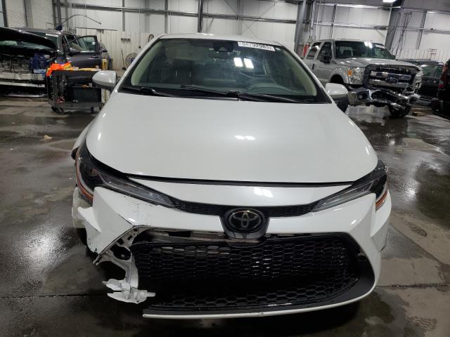 JTDEPMAE9N3008588 - 2022 TOYOTA COROLLA LE WHITE photo 5