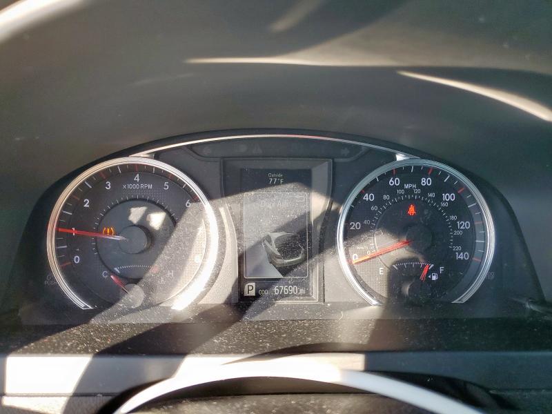 4T1BF1FK9HU383278 - 2017 TOYOTA CAMRY LE WHITE photo 9