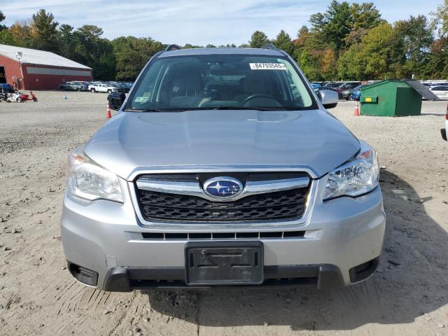 JF2SJADC6GH549165 - 2016 SUBARU FORESTER 2.5I PREMIUM SILVER photo 5