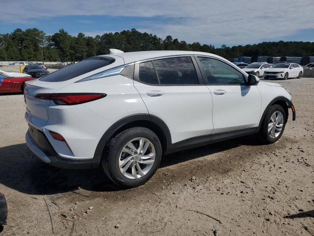 KL47LAEP4SB220972 - 2025 BUICK ENVISTA PREFERRED WHITE photo 3
