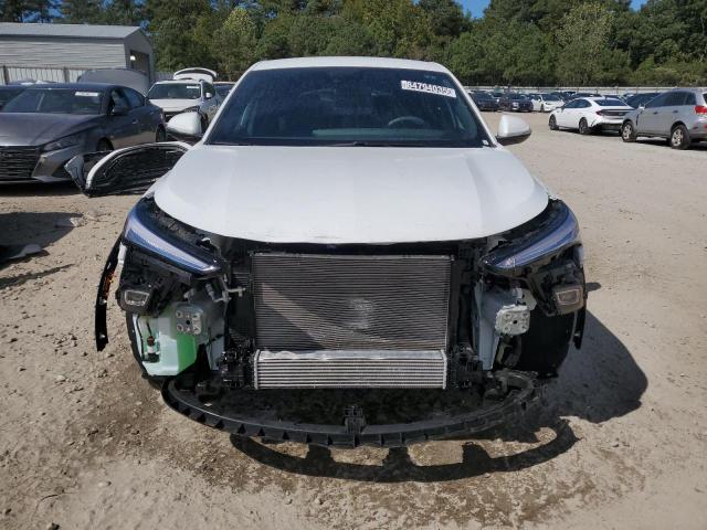 KL47LAEP4SB220972 - 2025 BUICK ENVISTA PREFERRED WHITE photo 5