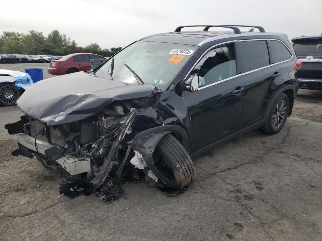 2019 TOYOTA HIGHLANDER SE, 