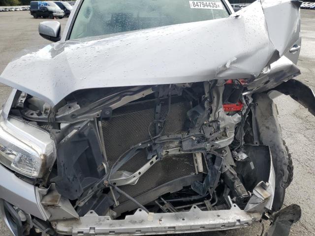 5TFSX5EN9HX050808 - 2017 TOYOTA TACOMA ACCESS CAB ვერცხლისფერი ფოტო 11
