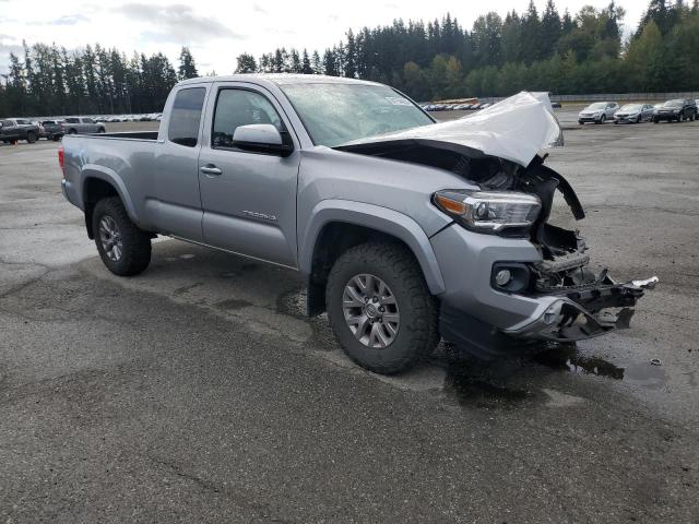 5TFSX5EN9HX050808 - 2017 TOYOTA TACOMA ACCESS CAB ვერცხლისფერი ფოტო 4