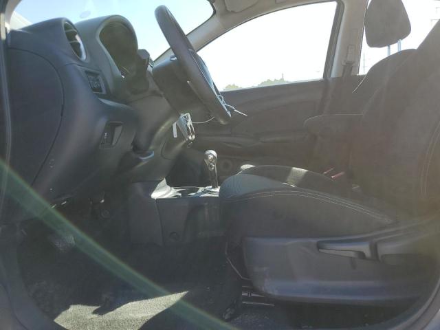 3N1CN7AP0GL916535 - 2016 NISSAN VERSA S Boz foto 7