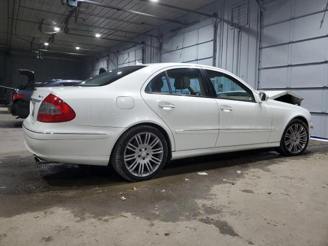 WDBUF87X98B334835 - 2008 MERCEDES-BENZ E 350 4MATIC WHITE photo 3