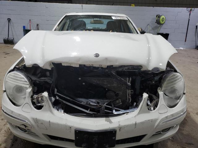 WDBUF87X98B334835 - 2008 MERCEDES-BENZ E 350 4MATIC WHITE photo 5