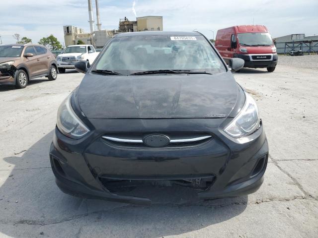 KMHCT5AE7HU307094 - 2017 HYUNDAI ACCENT SE Черный фото 5