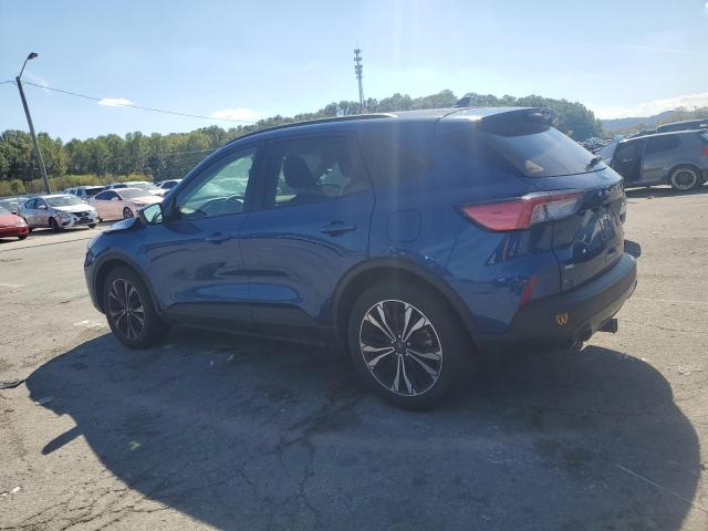 1FMCU9G67NUB67998 - 2022 FORD ESCAPE SE BLUE photo 2