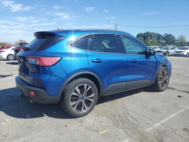 1FMCU9G67NUB67998 - 2022 FORD ESCAPE SE BLUE photo 3