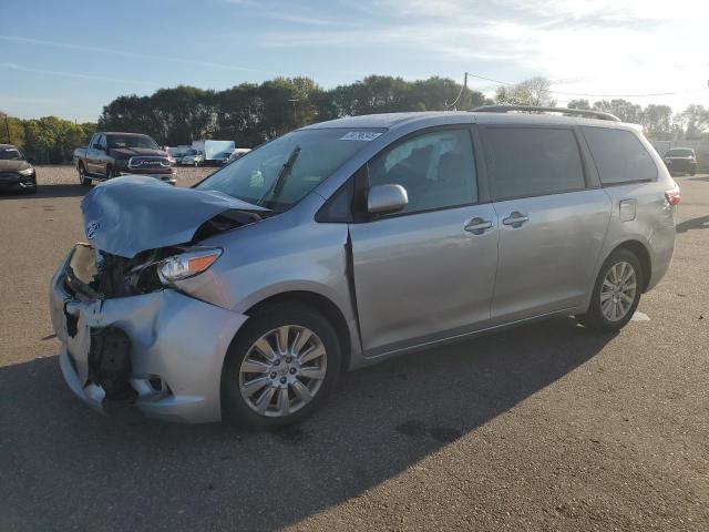 2015 TOYOTA SIENNA LE, 
