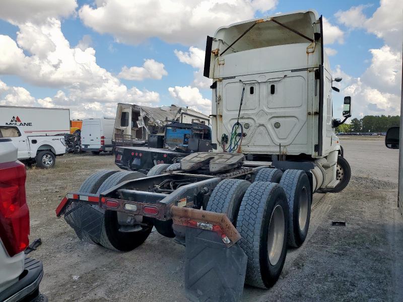 3AKJGHDV2JSJX1849 - 2018 FREIGHTLINER CASCADIA 1 Ақ фото 4