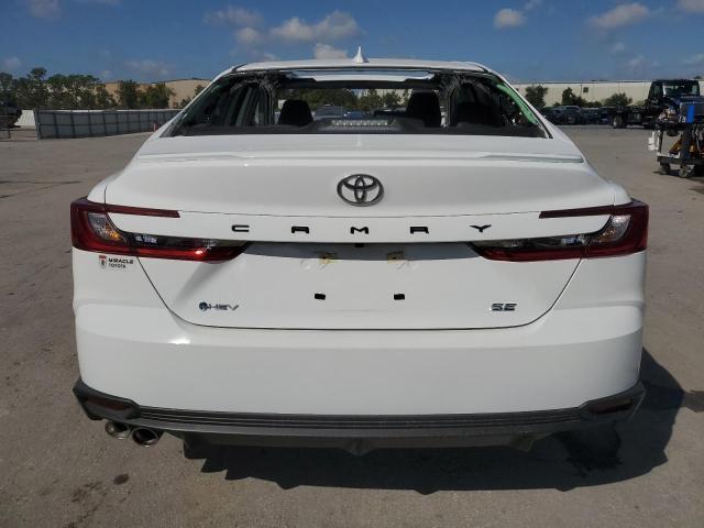 4T1DAACKXSU603689 - 2025 TOYOTA CAMRY XSE 白色 照片 6