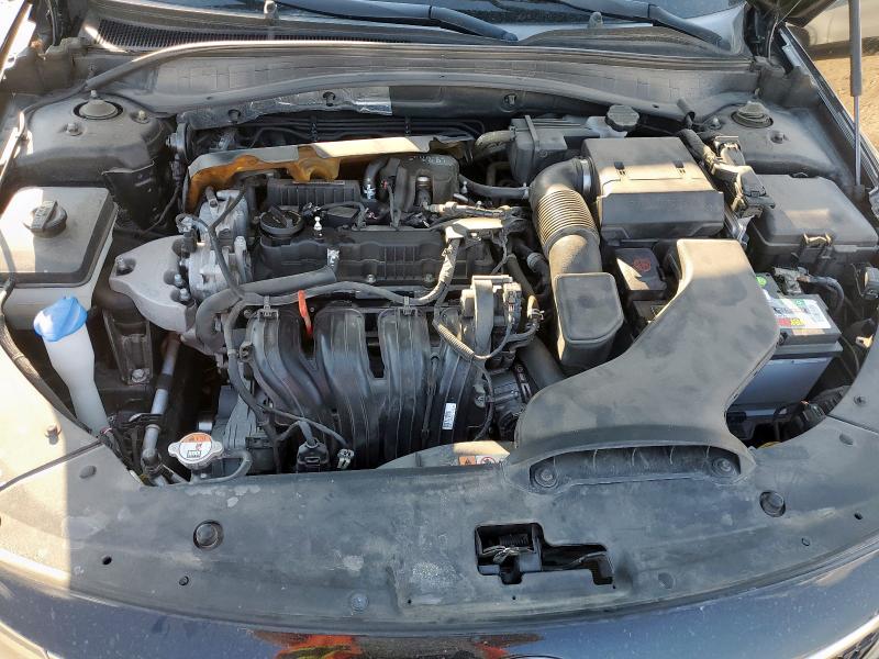 5XXGT4L30HG172185 - 2017 KIA OPTIMA LX 黑色 照片 11