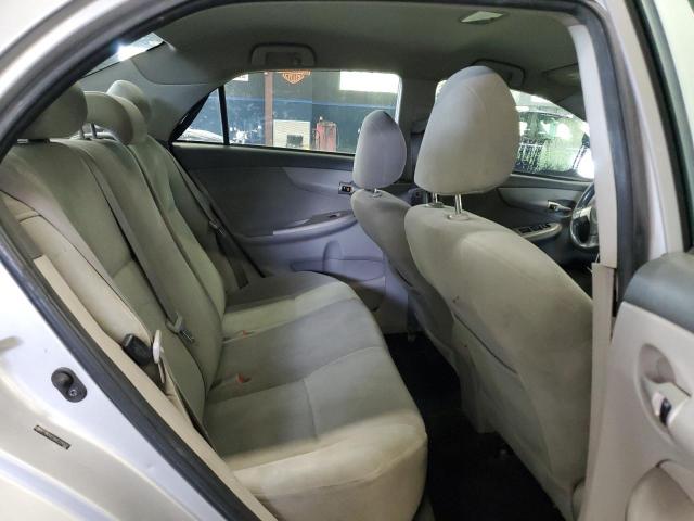 2T1BU4EE8AC276507 - 2010 TOYOTA COROLLA BASE Silber Foto 10