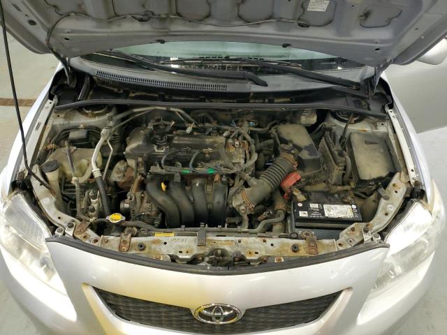 2T1BU4EE8AC276507 - 2010 TOYOTA COROLLA BASE Silber Foto 11