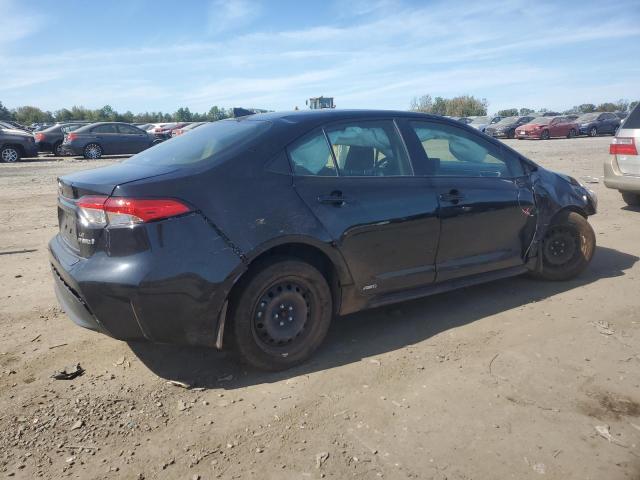 JTDBDMHEXR3011877 - 2024 TOYOTA COROLLA LE Черный фото 3