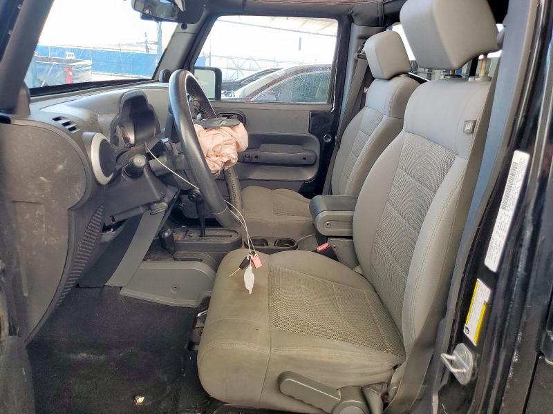 1J4GA59138L573998 - 2008 JEEP WRANGLER U SAHARA BLACK photo 7